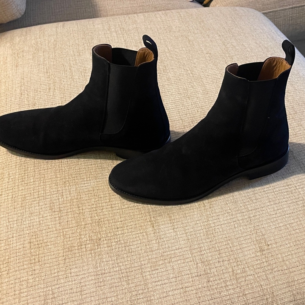 ORO Black Suede Chelsea Boots
